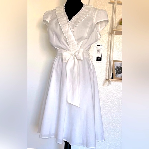 🌾 Perceptions New York Beautiful White Ruffle Belted Midi Dress - Picture 6 of 14